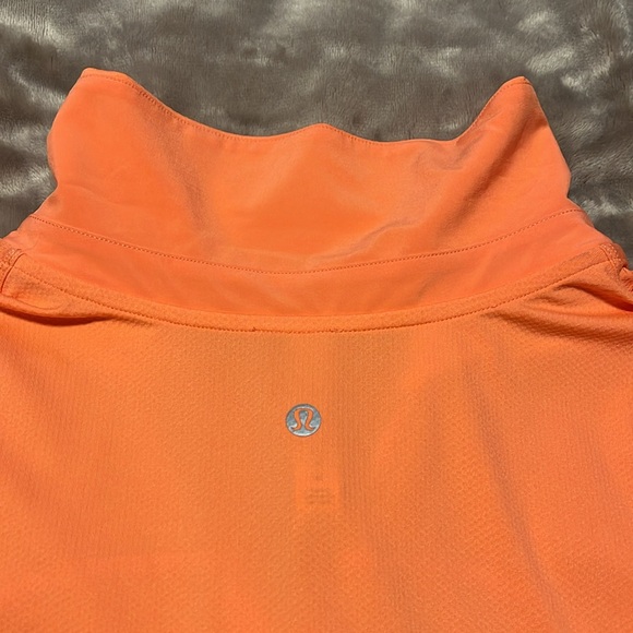 LULULEMON Sleeveless Golf Tank - Picture 3 of 4
